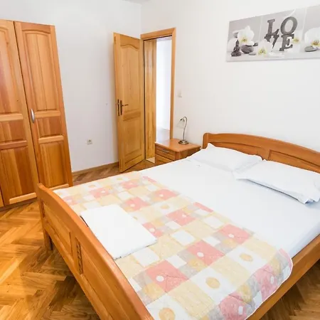 Basilea No. 2 Biograd Na Moru