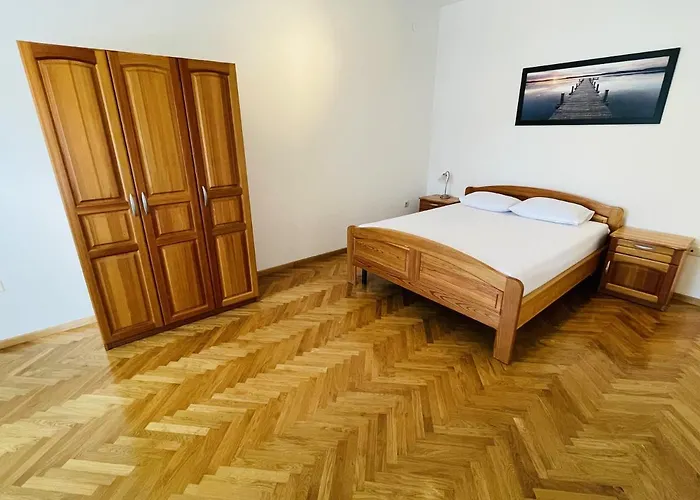 Basilea No. 2 Biograd Na Moru