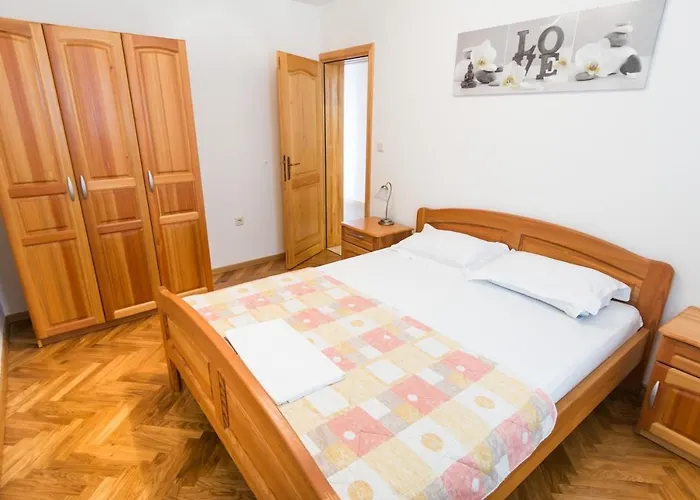 Basilea No. 2 Biograd Na Moru