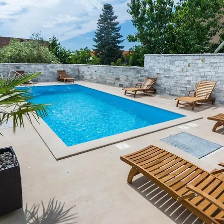 Aparthotel Basilea No. 2 Biograd Na Moru