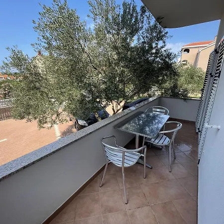 Basilea No. 2 Aparthotel Biograd Na Moru