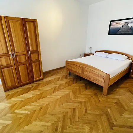 Basilea No. 2 Biograd Na Moru